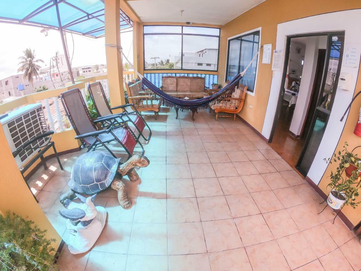 Tintorera Guest House プエルトアヨラ エクステリア 写真